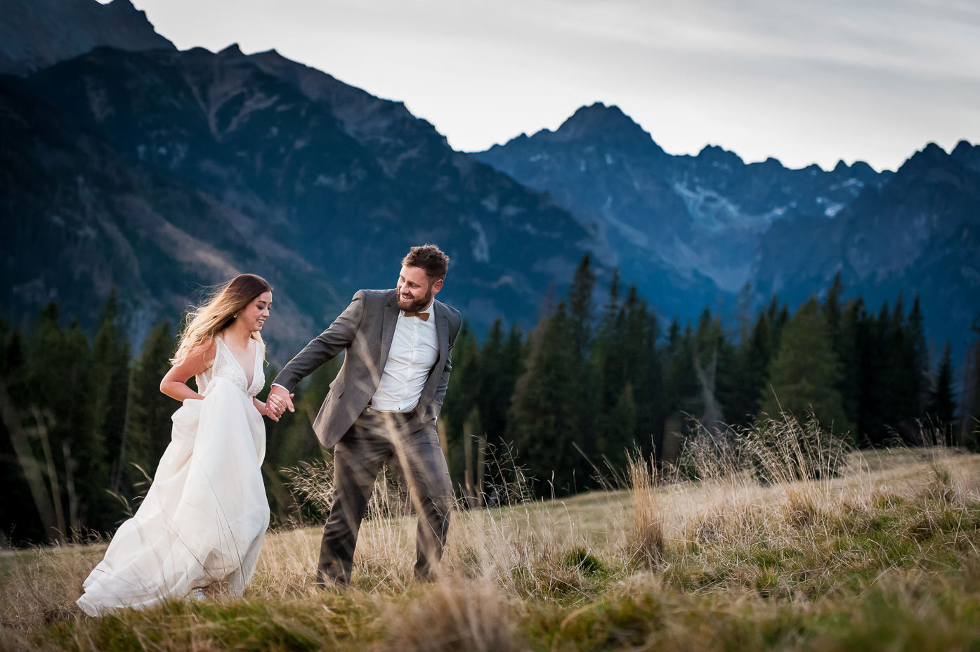 Fotograf Ślubny Sopot romantyczne zdjęcia ślubne w całym kraju