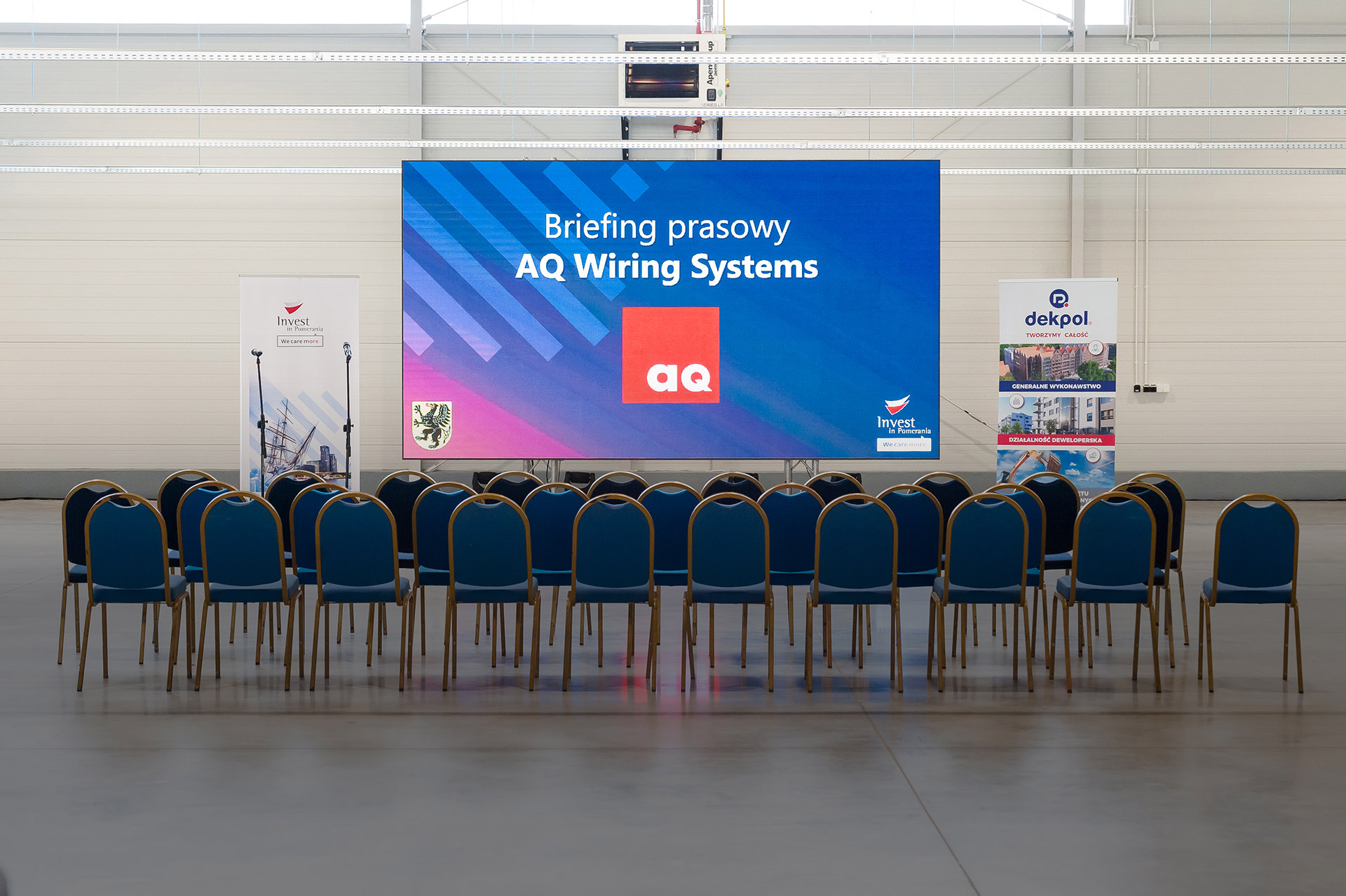 000- Briefing Prasowy Reportaż Konferencja Prasowa AQ Wiring Systems Starogard-Gdański