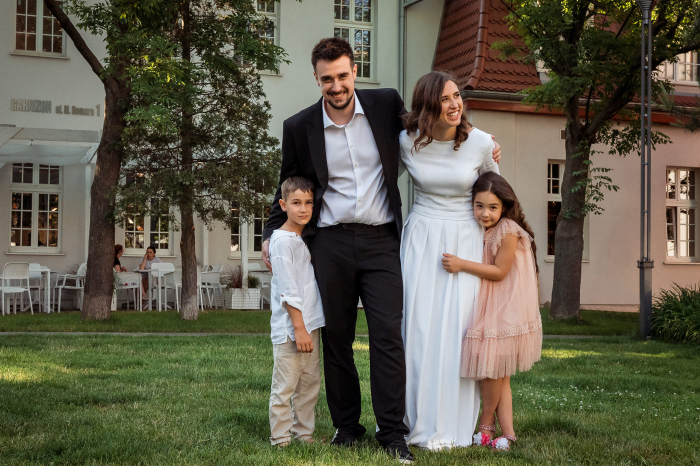 Eliksir: Pamiątkowa sesja ślubna z rodziną i przyjaciółmi